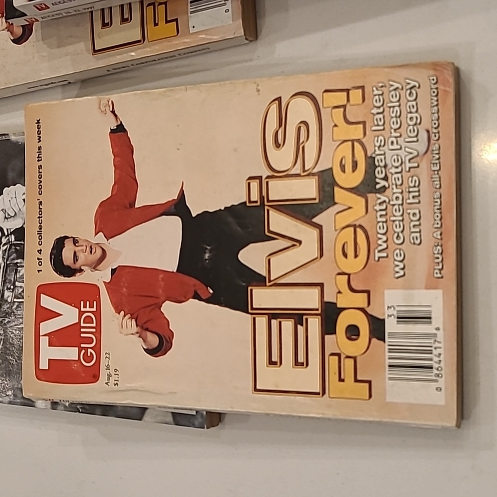 Elvis TV Guide Bundle - Picture 8 of 9